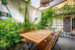 Vonkajšia záhrada v ubytovaní Roommo Apartments San Gallo