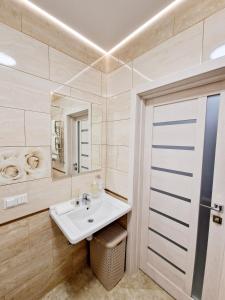 Vannituba majutusasutuses Apartament on Chornovola, 40 ЖК "Варварівка"