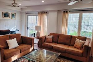 Gallery image of Spacious 3-Bedroom 2-Bath Apartment with Kitchen and AC in Kailua