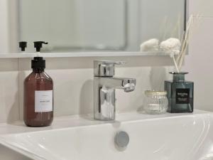 Fotografie z fotogalerie ubytování Bangkok Asok Circle REIN Sukhumvit 12#2BR&3BR#Pool&Gym#Near Terminal 21 v destinaci Bangkok + 105 fotografií