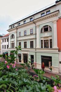Budova, v ktorej sa apartmánový hotel nachádza