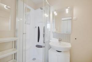 Fotografia z galérie ubytovania T3 charmant 4* 65m² Parking @ Thermal / Artem v destinácii Nancy