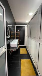 Bookarest Hostel Malta客房内的一张或多张床位
