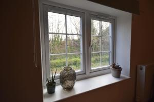 Fotografie z fotogalerie ubytování Rural Retreat w/ Hot Tub & River, Sleeps 12 Guests v destinaci Tenbury
