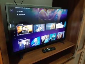 En TV eller et underholdningssystem på Apartamento en centro de Popayán