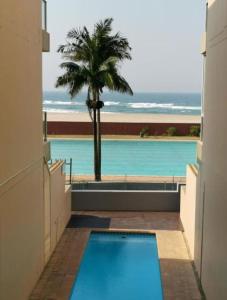 Bazén v ubytování Margate Beach property nebo v jeho okolí