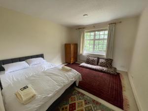 Cama ou camas em um quarto em Montpelier House