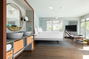 Voodi või voodid majutusasutuse Hotel Aare Thun toas