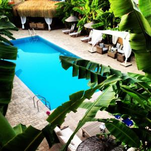 The swimming pool at or close to Han Boutique Hotel