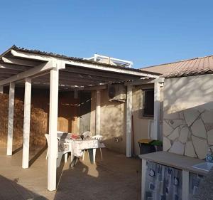 The building in which the holiday home is located
