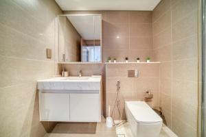 Koupelna v ubytování Burj Royale, Downtown Dubai - Mint Stay + 22 fotografií
