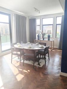 Φωτογραφία από το άλμπουμ του @Derricks Luxury Apartments στο Γιοχάνεσμπουργκ