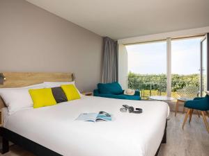Postel nebo postele na pokoji v ubytování ibis Thalassa Le Touquet