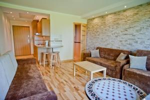Posedenie v ubytovaní Apartamenty Toporowa Cyrhla