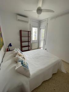 Lova arba lovos apgyvendinimo įstaigoje Sitges Center Penthouse