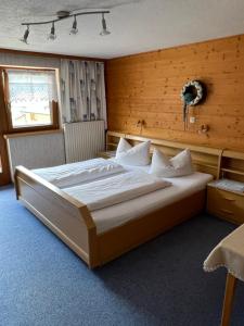 Postel nebo postele na pokoji v ubytování Haus Ritter 286