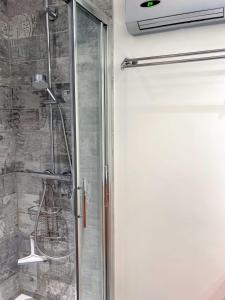 Ένα μπάνιο στο Luminous cocoon with Athena Port pool +4 φωτογραφίες