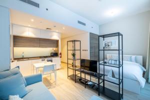 Fotografie z fotogalerie ubytování Cozy Yet Stylish Unit Studio One Marina v Dubaji
