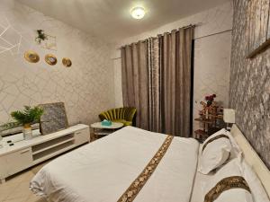 Fotografie z fotogalerie ubytování Cosy 2 bedroom apartment v Dubaji