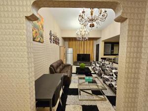 Fotografie z fotogalerie ubytování Cosy 2 bedroom apartment v Dubaji