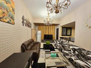 Fotografie z fotogalerie ubytování Cosy 2 bedroom apartment v Dubaji