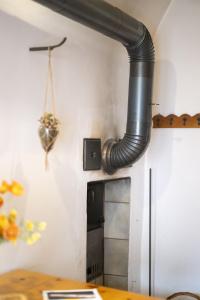 Galeriebild der Unterkunft Chasa Broel Ferienhaus mitten in Ardez in Ardez