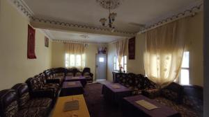 Predel za sedenje v nastanitvi Myhouse Todgha