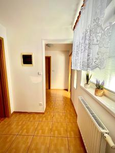 TV a/nebo společenská místnost v ubytování Ubytování v Kyjově + 5 fotografií