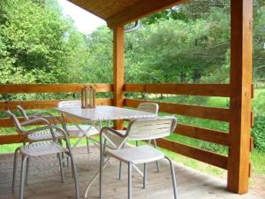 Balkón nebo terasa v ubytování Gîte Chalet Morvan Bourgogne