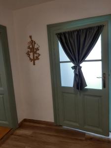 Fotografia z galérie ubytovania Zrínyi 11 Apartments v destinácii Balatonkenese