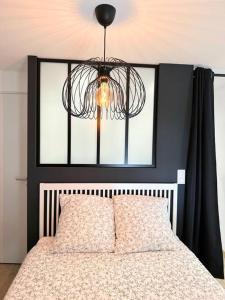 /Sacré studio/Parking privé/Wifi客房内的一张或多张床位
