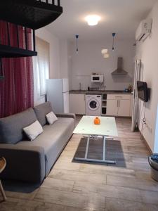 Kuchyňa alebo kuchynka v ubytovaní Apartamento en el casco antiguo en plena Alameda