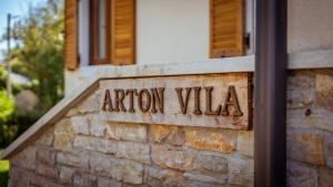 Budova, v ktorej sa vila nachádza