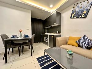 Fotografie z fotogalerie ubytování Arcadia Condo with Pool access-E & Gym-Sauna and Fast NET v destinaci Pattaya South
