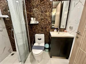 Mynd úr myndasafni af Arcadia Condo with Pool access-E & Gym-Sauna and Fast NET í Pattaya South