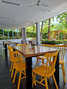 Restaurace v ubytování Hotel Puerto Triunfo + 37 fotografií