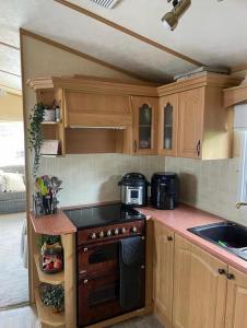 Dapur atau dapur kecil di Attymchugh Lodge
