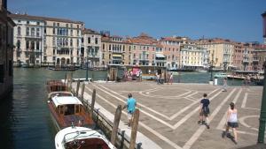 In Venice Back To San Marco tourist apartment vendégei