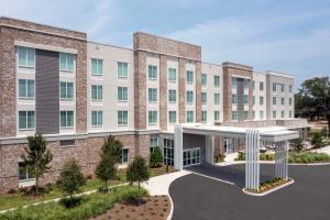 an rendering of the front of a building at Hilton Garden Inn Pensacola Downtown in Pensacola