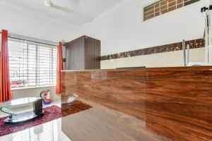 Ένα μπάνιο στο Hotel O Sri Sai Guru Comforts