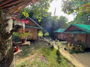 Taman di luar Blue Moon Guesthouse
