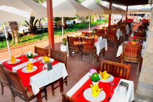 Restaurant o un lloc per menjar a Regal Hotel