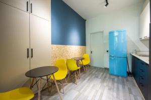 Kuchyň nebo kuchyňský kout v ubytování Gallery Hostel Tbilisi