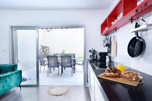 Modern & Chic Apartment w Patio Near Rothschild Blvd by Sea N' Rent