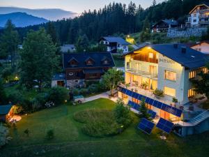 A bird's-eye view of Pension Klug Adults only - DorfResort Mitterbach