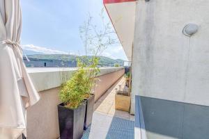 Svalir eða verönd á Standing, balcon avec vue, clim, tt équipé confort