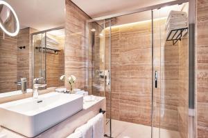 A bathroom at Mediterranean Hotel