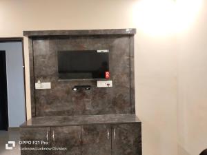 TV a/nebo společenská místnost v ubytování HOTEL KBS + 13 fotografií