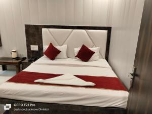 Postel nebo postele na pokoji v ubytování HOTEL KBS