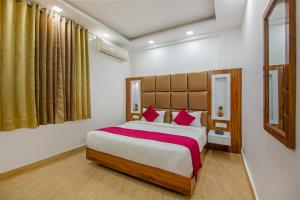 Gallery image of Rahul Palace By Golden Tree in New Delhi